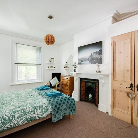 Family Friendly Flat Just Minutes From The Beach! Portsmouth Exterior foto