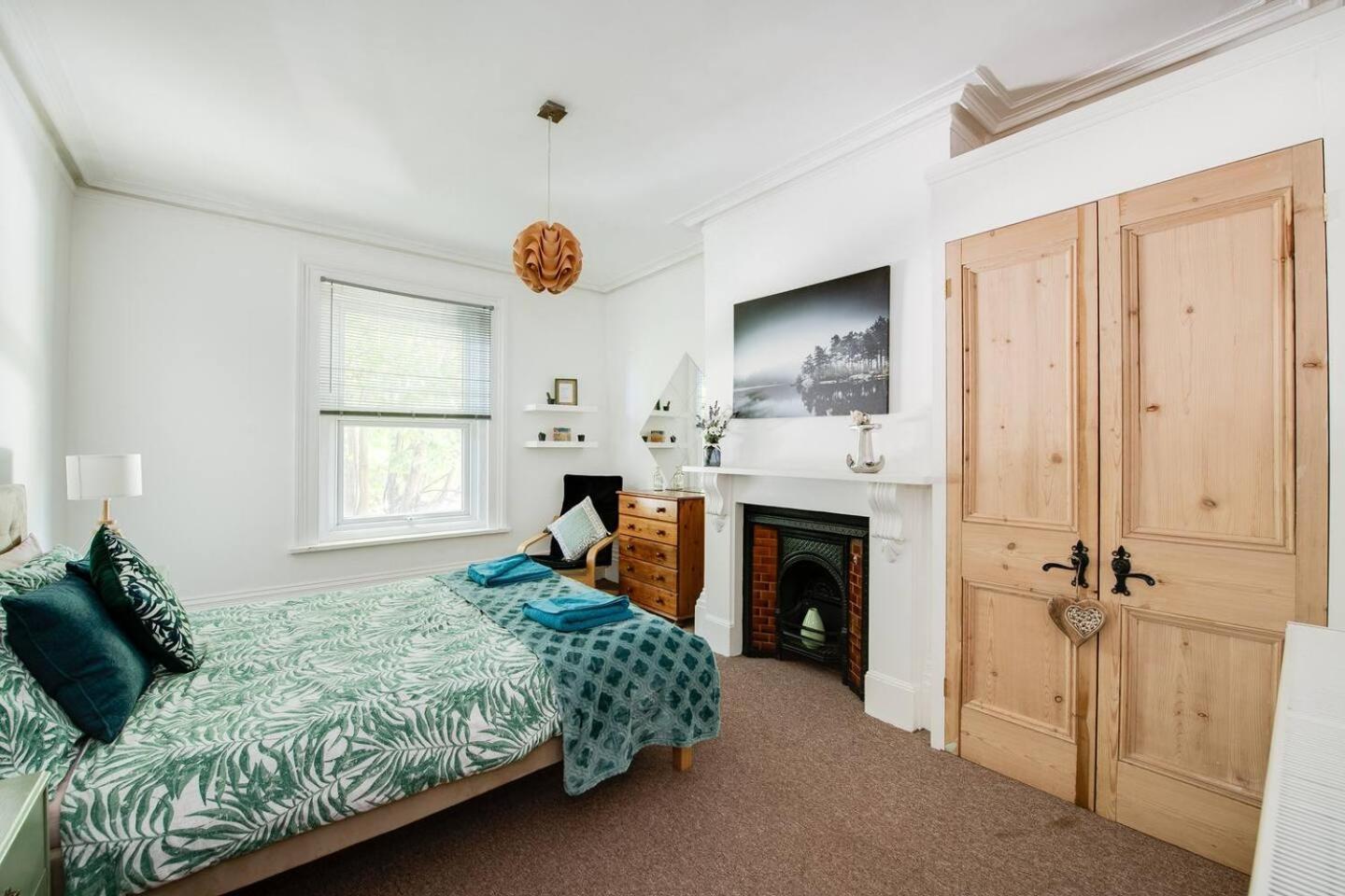 Family Friendly Flat Just Minutes From The Beach! Portsmouth Exterior foto