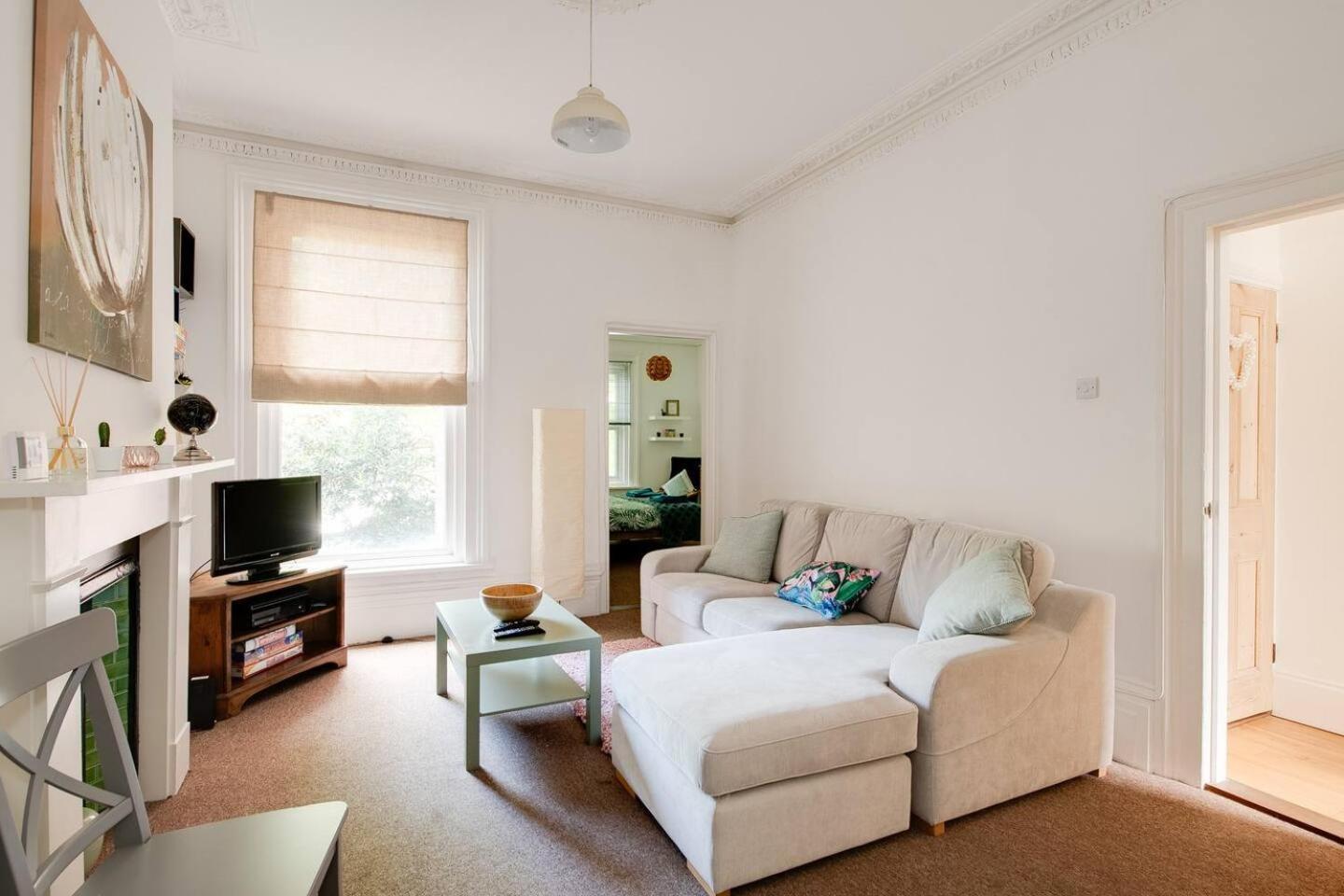 Family Friendly Flat Just Minutes From The Beach! Portsmouth Exterior foto